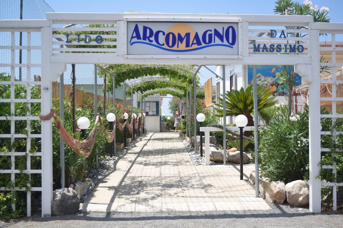 Stabilimento Balneare Ristorante Bar Arcomagno — san nicola arcella, Calabria