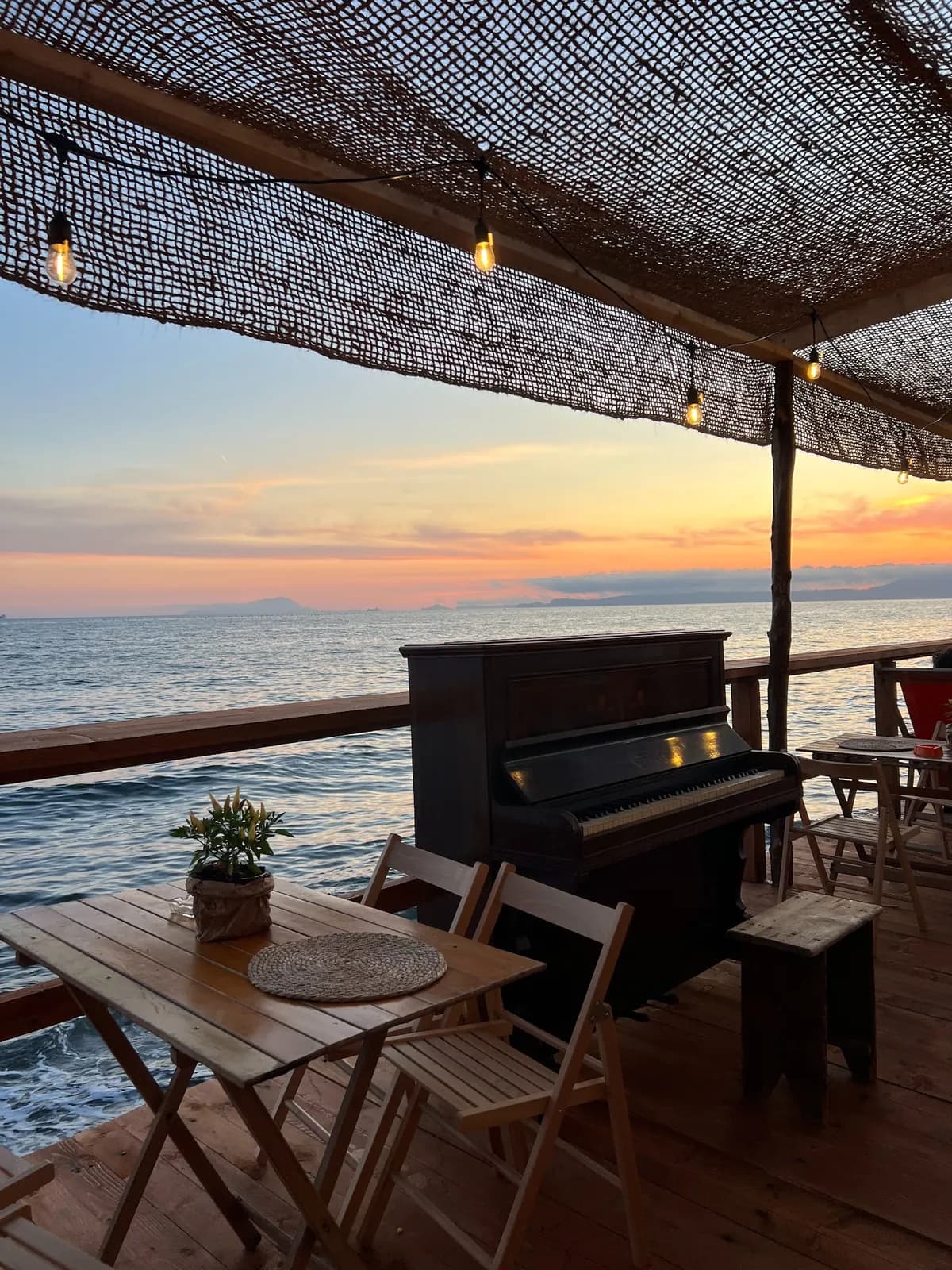Casa Soleil Beach Club — torre del greco, Campania