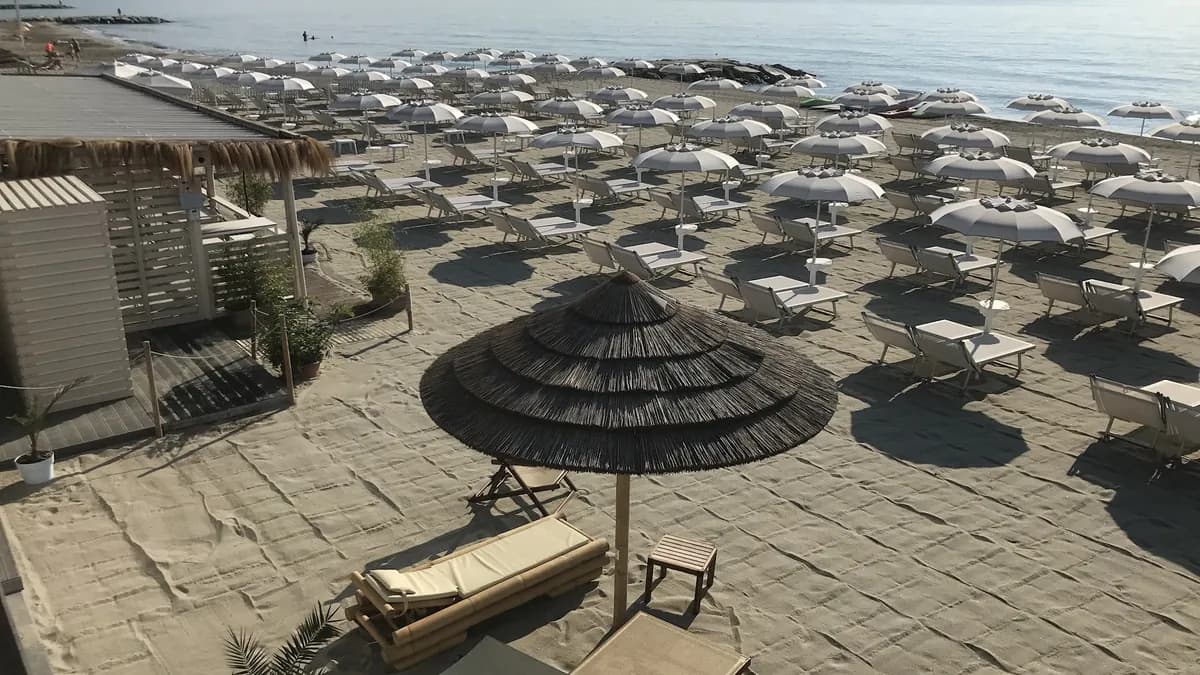 BAGNI PINO BEACH CLUB — alassio, Liguria