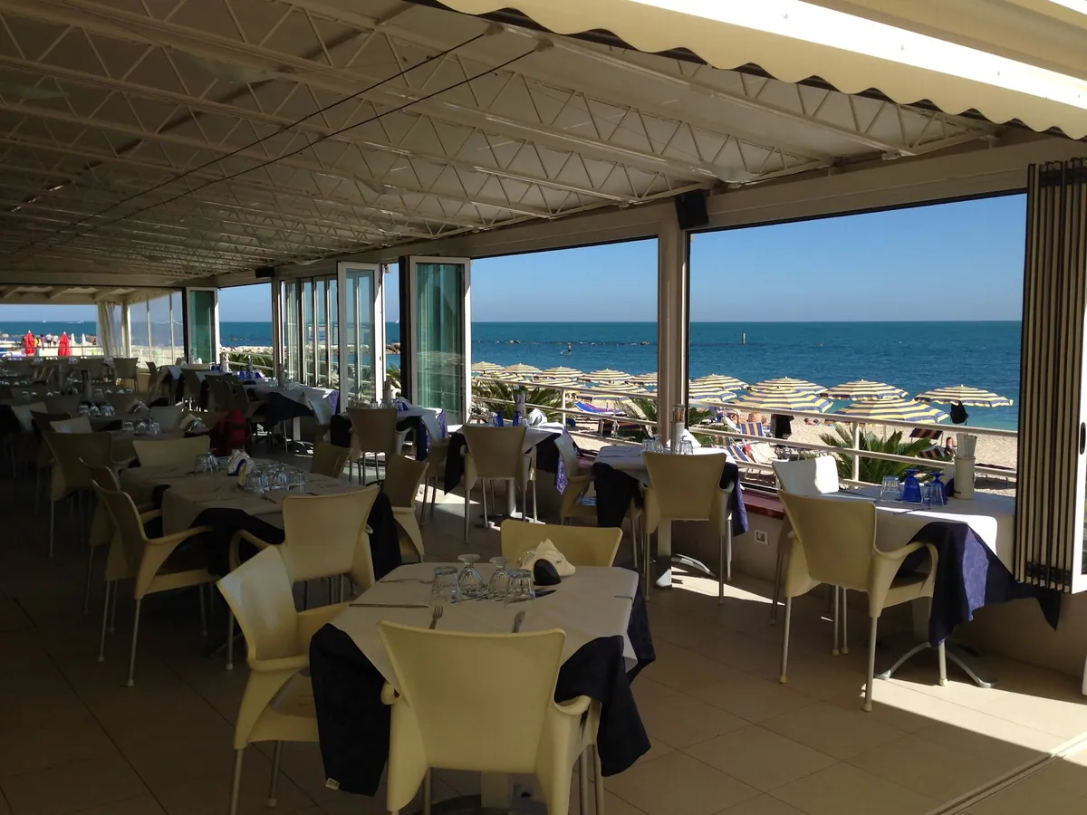 Ristorante La Spiaggiola — numana, Marche