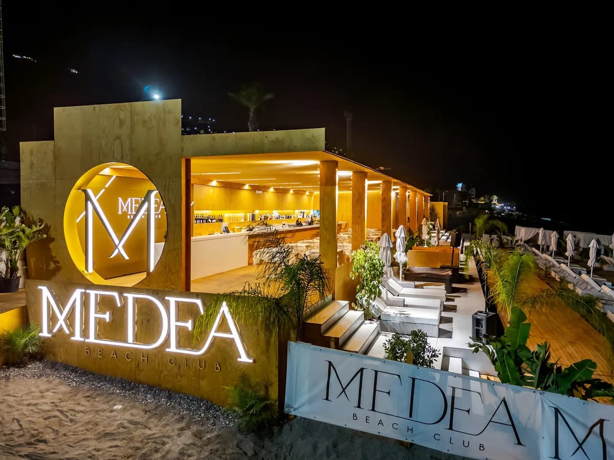 Medea Beach Club Taormina - Letojanni — letojanni, Sicilia