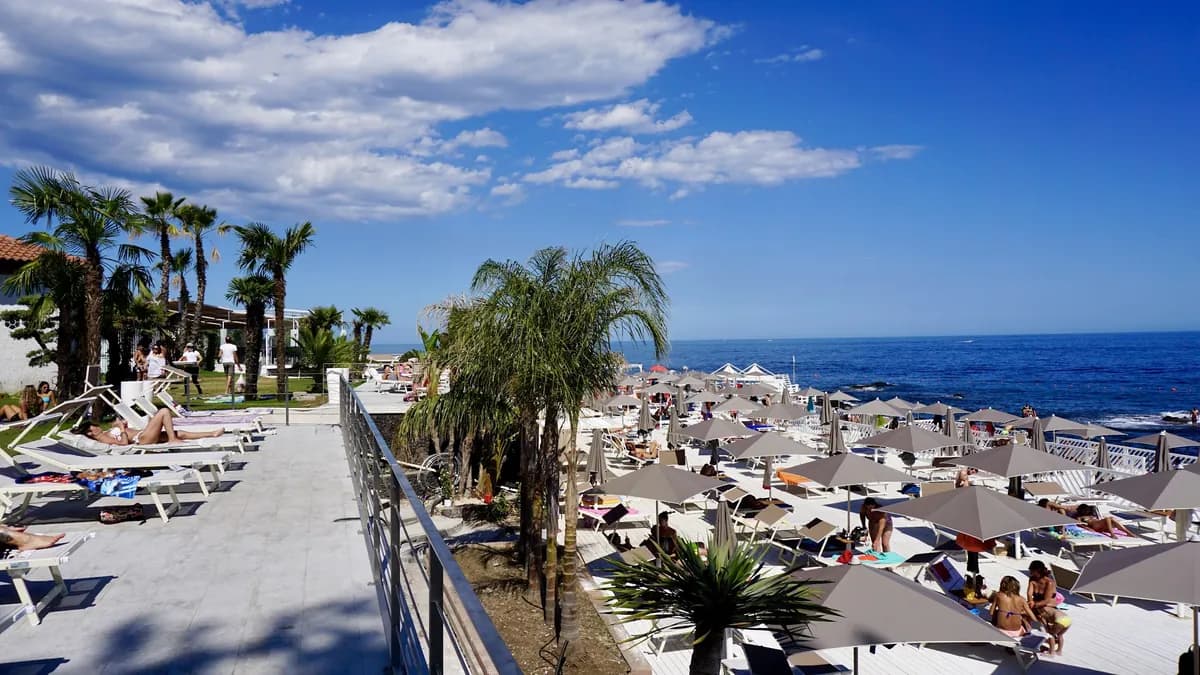 Esagono Beach Club — san gregorio di catania, Sicilia