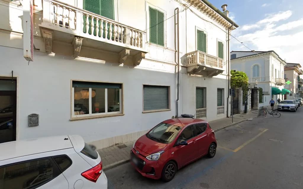 La Bougainville Tuscan Riviera B&B and Beach Club — viareggio, Toscana